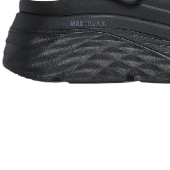 SKECHERS MAX CUSHIONING PLATFORM Faux Fur Lined Foamies Mules Size 10 Gothic - Picture 11 of 15